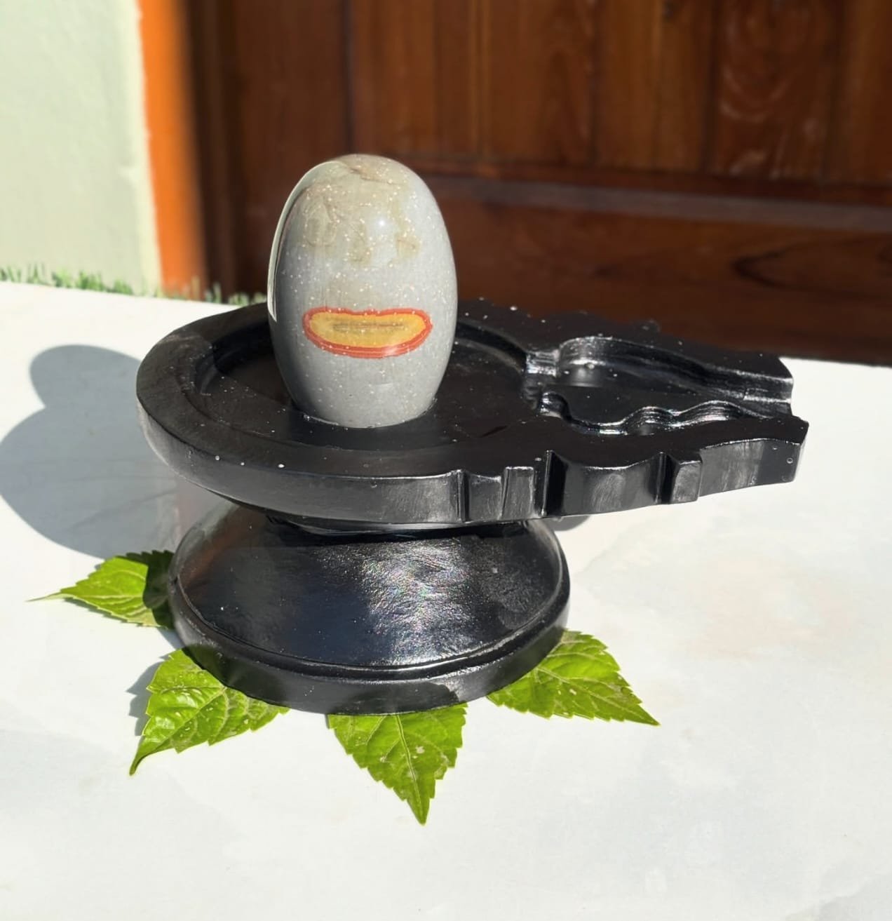 4 inch shivling or 8 inch Jaladhari