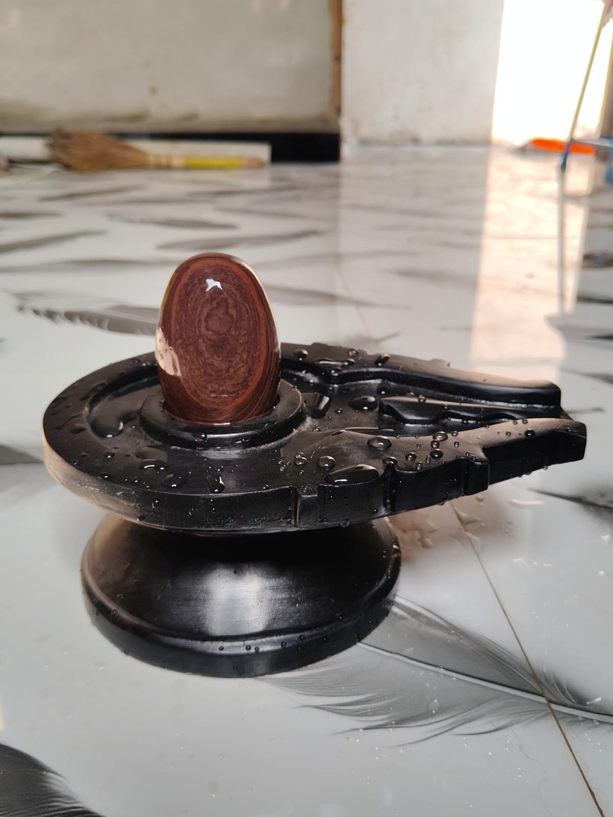5 inch ka shivling or 10 inch Jaladhari