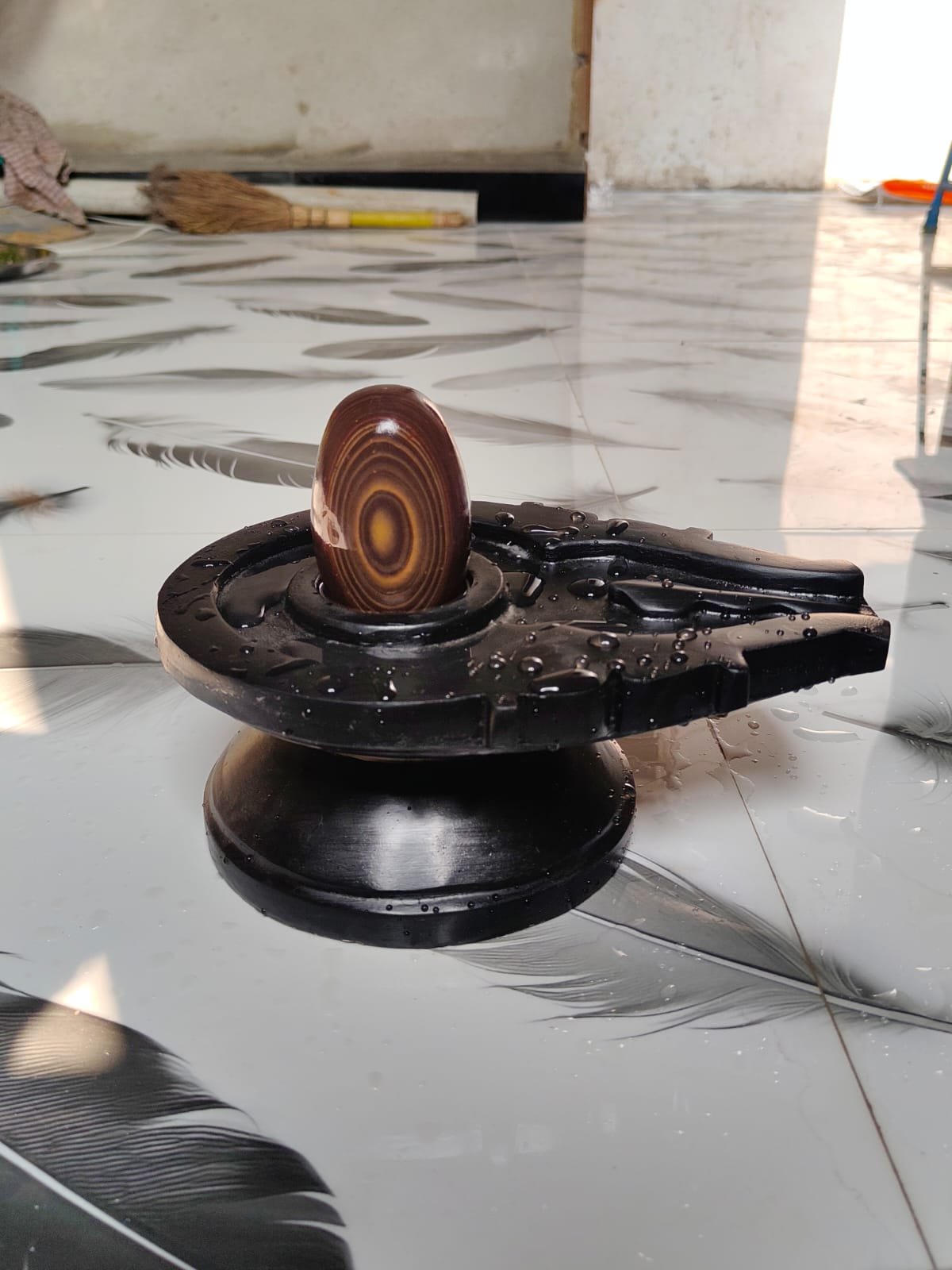 5 inch ka shivling or 10 inch Jaladhari