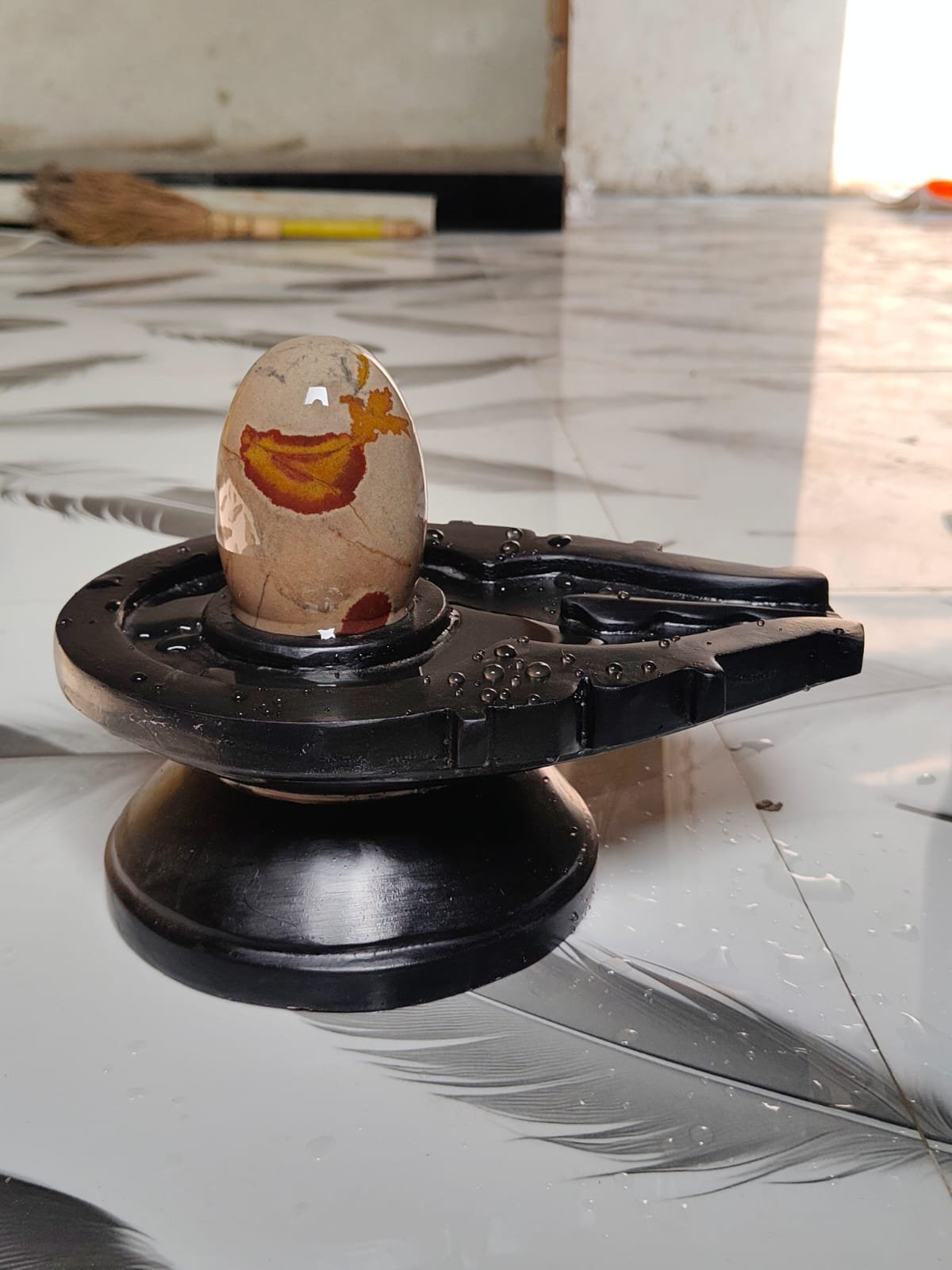 5 inch ka shivling or 10 inch Jaladhari