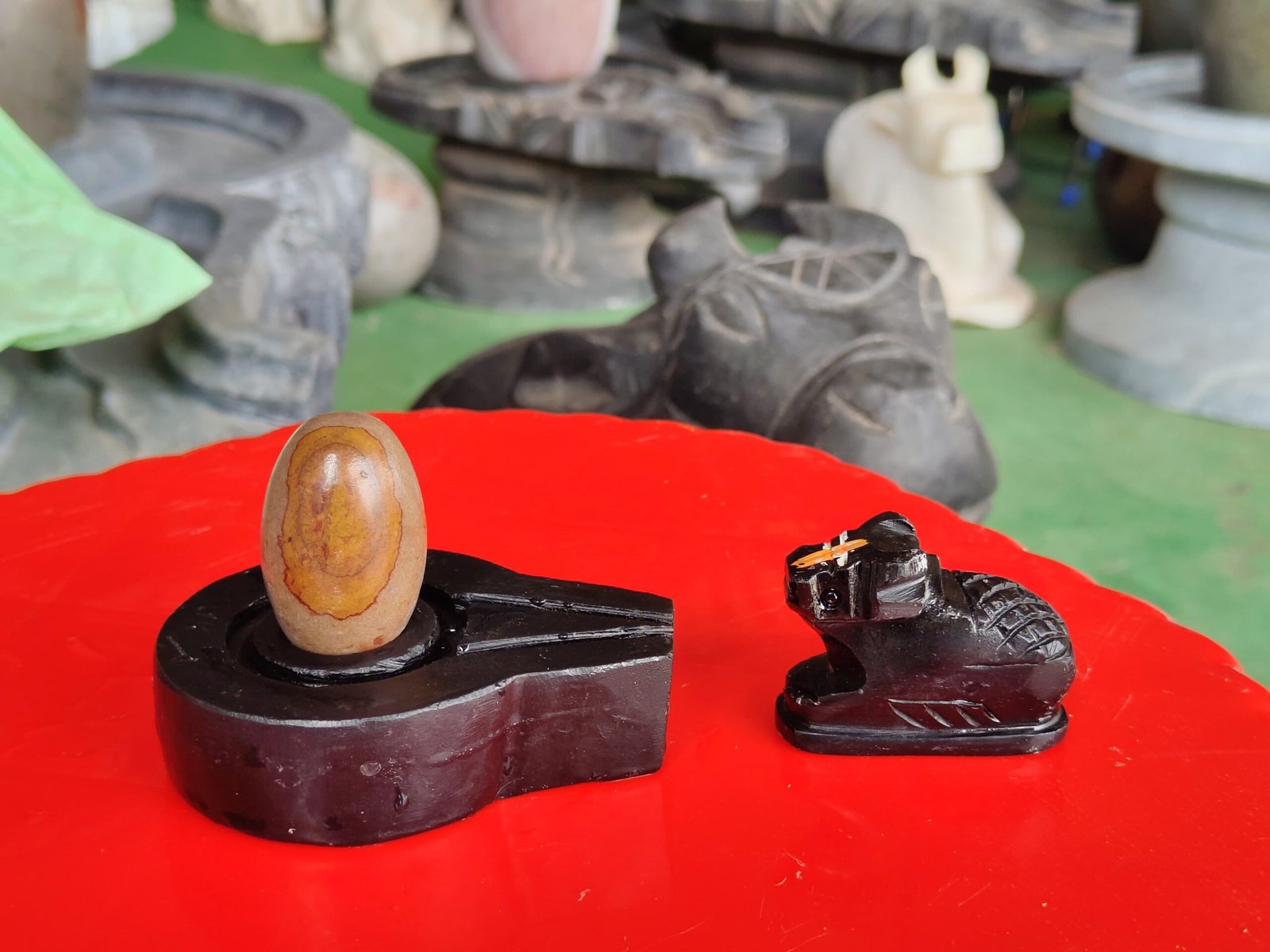 1.5 inch Shivling or 3 inch plate Jaladhari