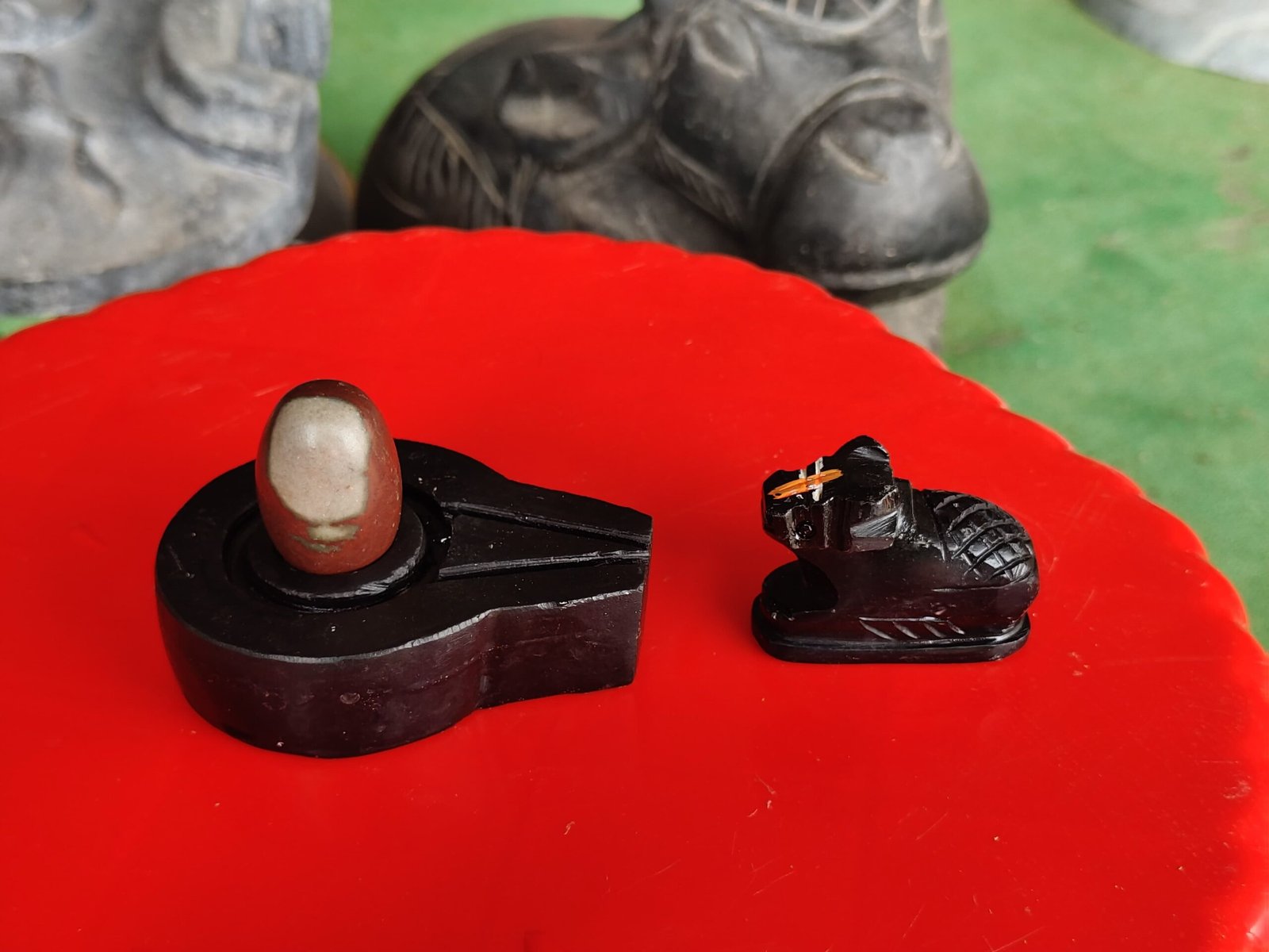 1.5 inch Shivling or 3 inch plate Jaladhari